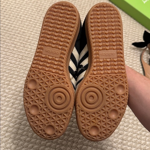 Adidas Black and Cream Sambas - Picture 3 of 3